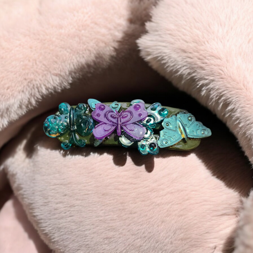 Emerald Flutter Hairclip - Green Butterfly Barette, Elegant Whimsical Head Clasp
