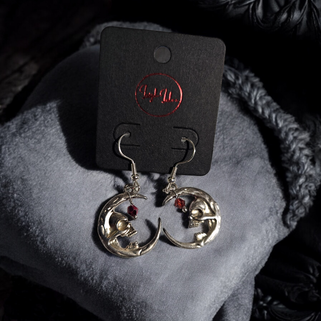 Skull Queen Statement Earrings - Grunge Novelty Jewelry, Alternative Gothic Ear Accessories